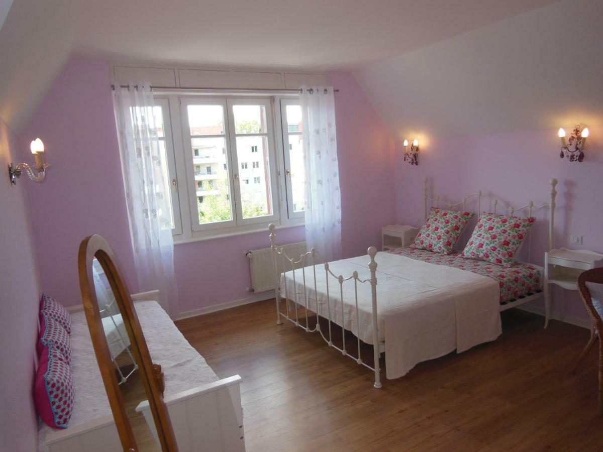 Les Fontenottes Bed and Breakfast Besançon Zewnętrze zdjęcie